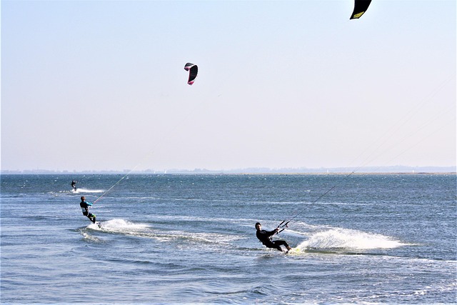 Top 5 gadgets, der gør kitesurfing sikkerere og sjovere